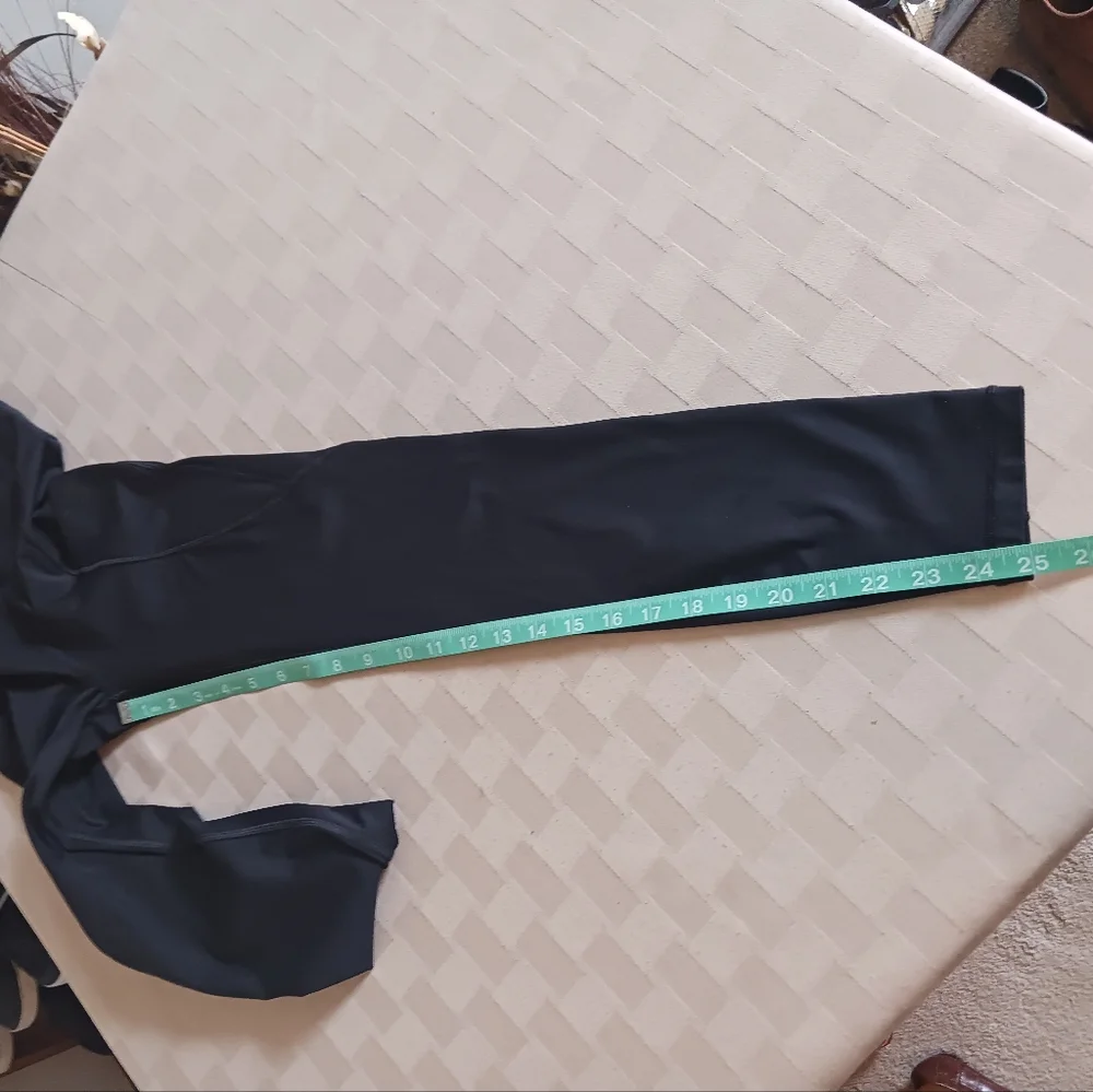 Lululemon Break Free Tight 25" - Picture 16 of 16